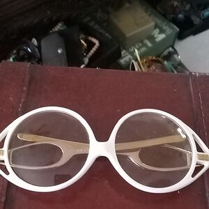 Women's White Round Sunglasses with Gold Temples